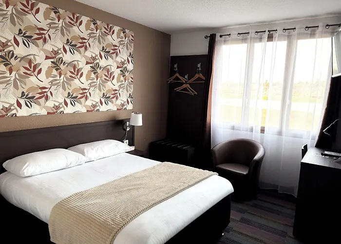 Brit Hotel Confort Gien