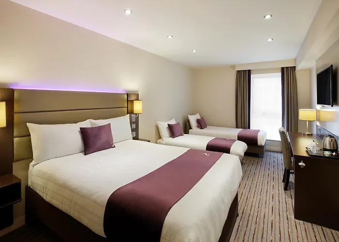 Premier Inn Manchester - Swinton