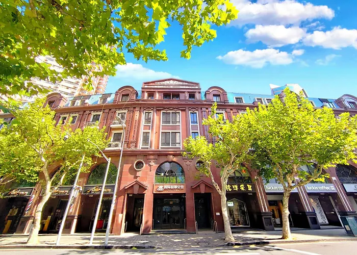 Ladoll Service Apartments