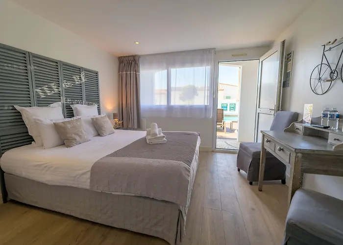 Hotel Le Peu Breton