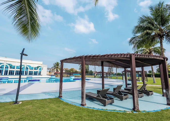 Hamdan Plaza Hotel Salalah, An Htg Hotel