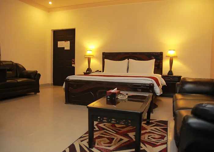 Hotel One Lalazar Multan