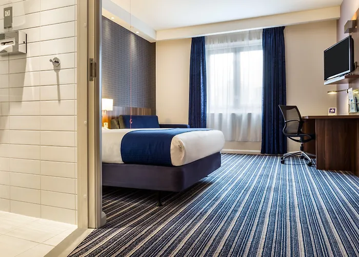 Holiday Inn Express Colchester By Ihg