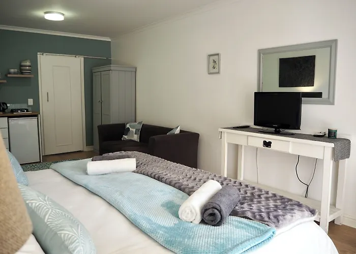 African Breeze Guesthouse