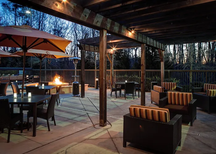 Courtyard By Marriott Atlanta Airport West College Park