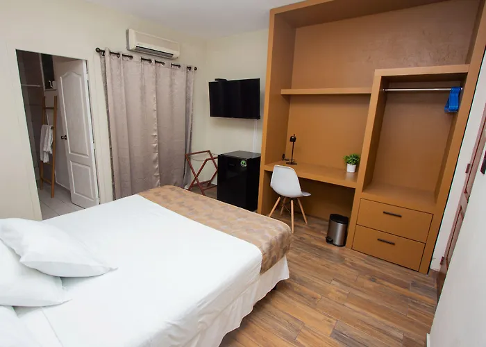 Hotel Villa Serena San Benito
