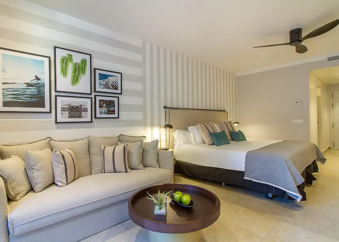 Gran Hotel Sol y Mar - Adults Experience