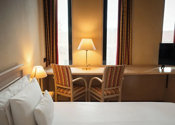 Petit Palace Aston Anteriormente Sunotel Aston