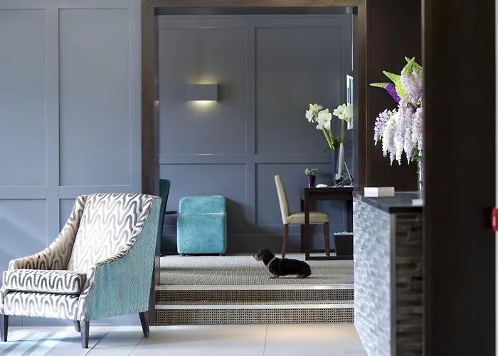 The Lodge Hotel - Putney