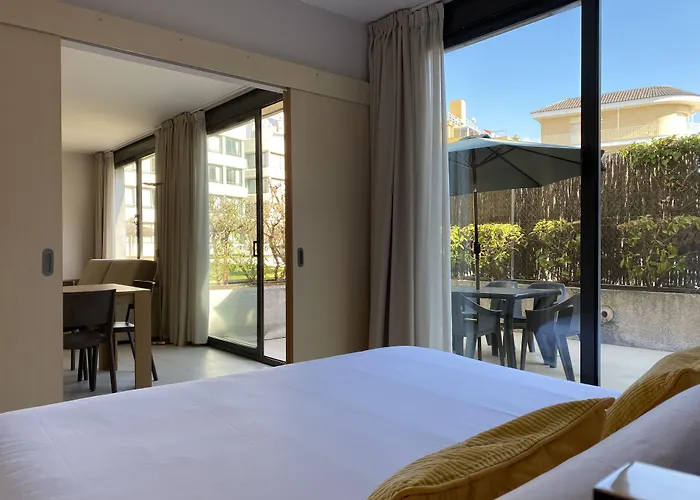 Atenea Park Suites & Apartments