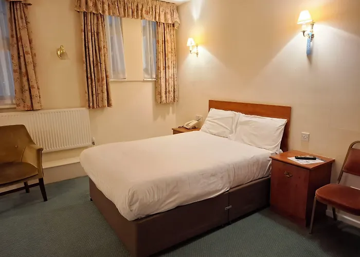 Borough Arms Hotel