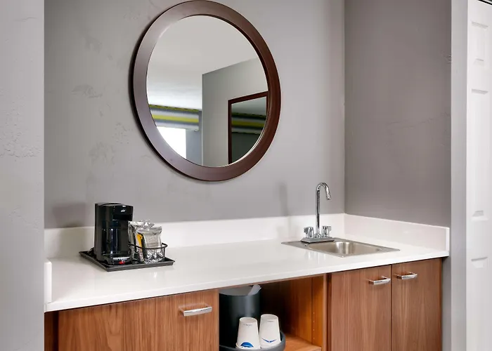 Hampton Inn & Suites Salt Lake City Airport