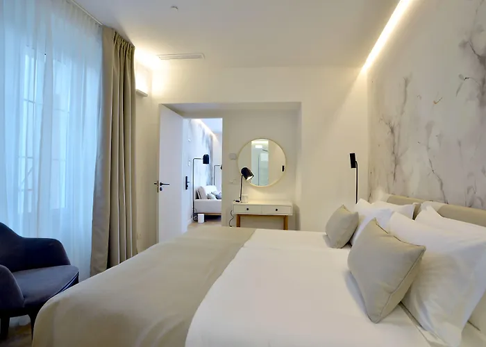 Plaza Mina Suites By Luxury Suites Cadiz -Adults Recommended