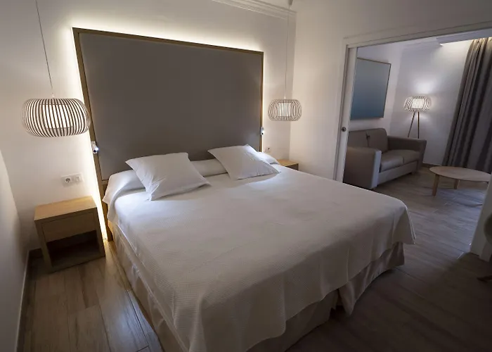 R2 Buganvilla Hotel & Spa
