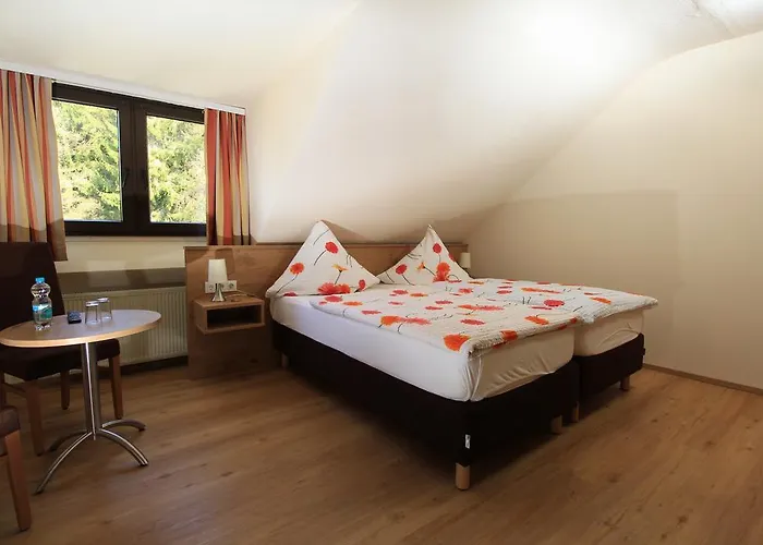 Waldhotel Albachmühle mit Albacher Stuben