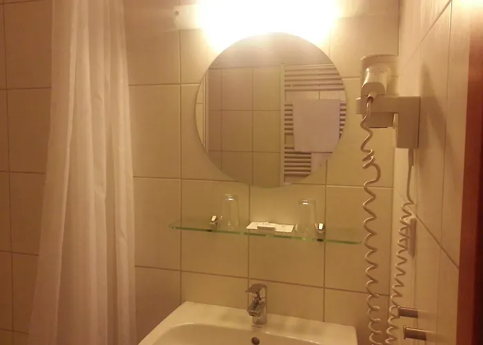 Schmucker Jäger - Hotel Garni