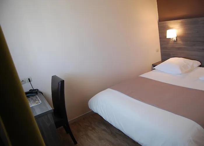 Logis Hotel Des Portes De Meuse