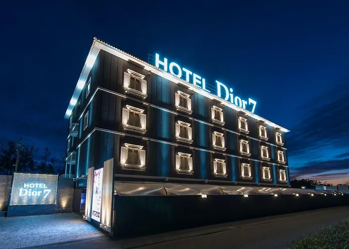Hotel Dior7 (Adults Only)