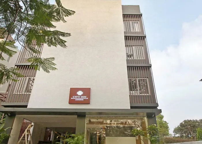 Treebo City Inn, Satara
