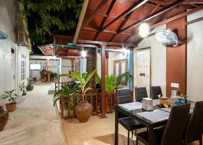 Ukulhas Beach Inn