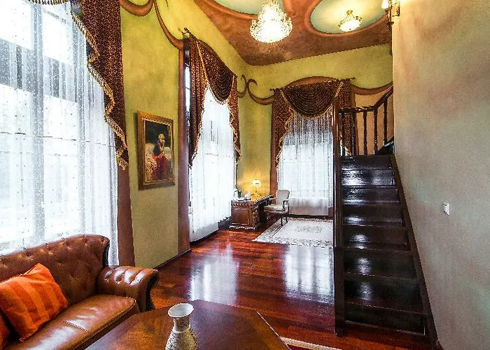 Ruebezahl Marienbad Luxury Castle Hotel Golf