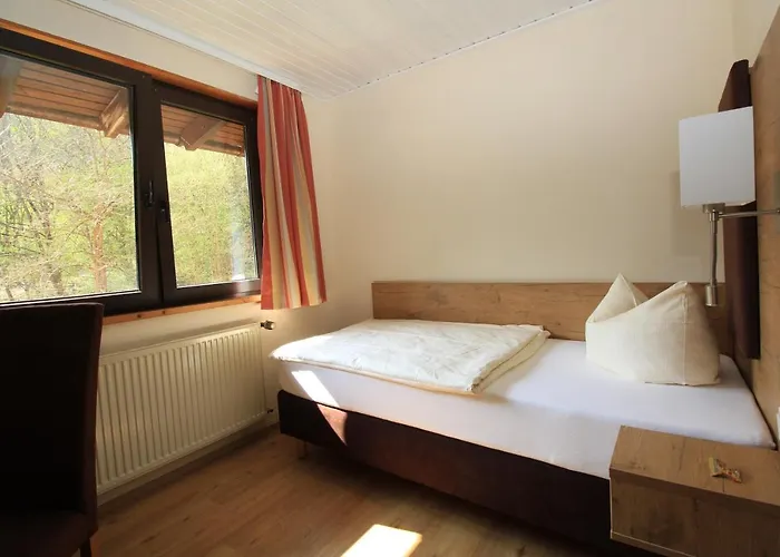 Waldhotel Albachmühle mit Albacher Stuben