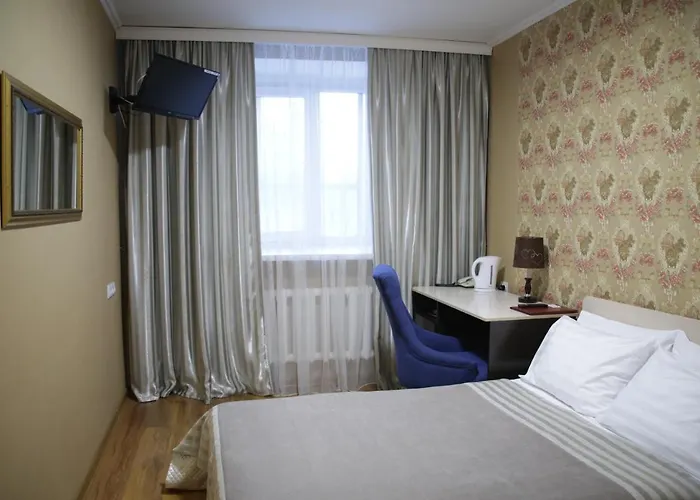 City Hotel