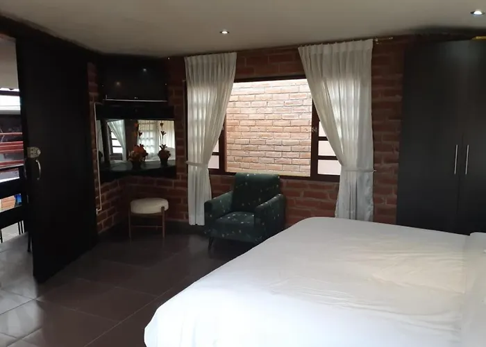 El Pedron Hotel