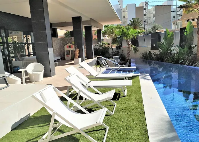 Ahoy Apartments