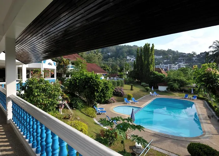 Pen Villa Hotel, Surin Beach - SHA Extra Plus